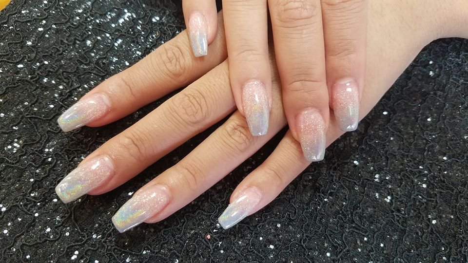 Queen Nails 2 - Gallery